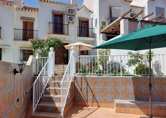 Casa Adelfas, Benajarafe